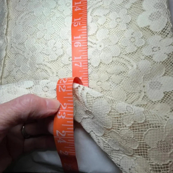 Vintage Sunny South Dallas Lace Blouse 80s Sheer Floral Ruffle Pearl Button Sz 8 - Picture 12 of 16